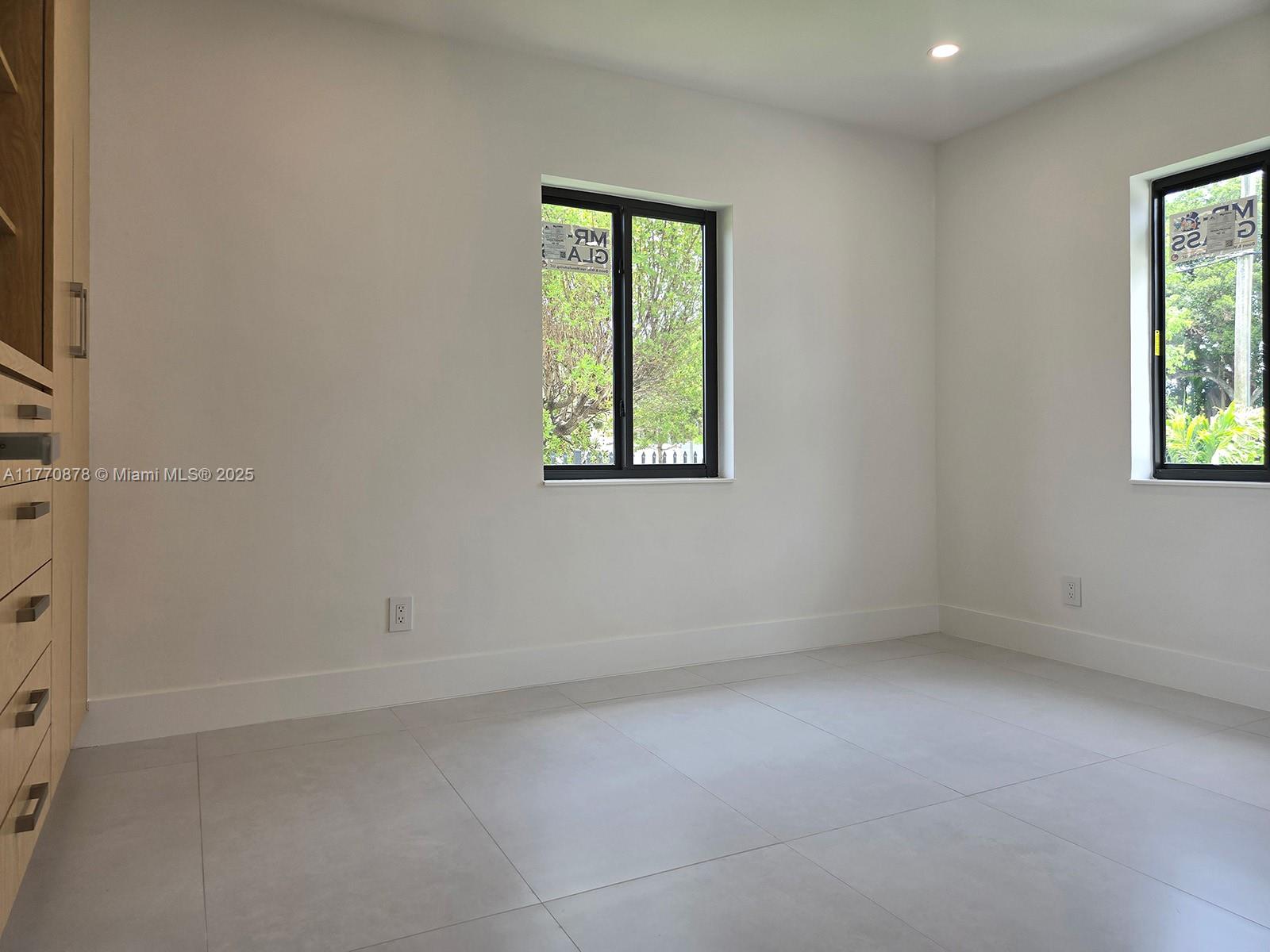 trail granada addn - Residential Income