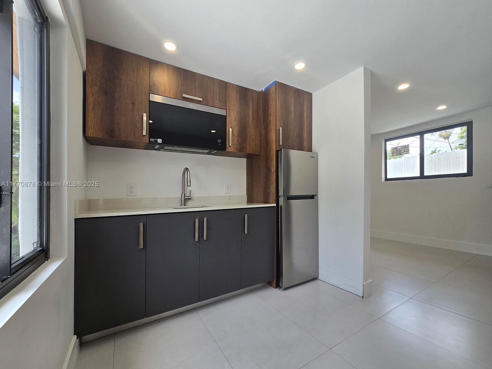 trail granada addn - Residential Income