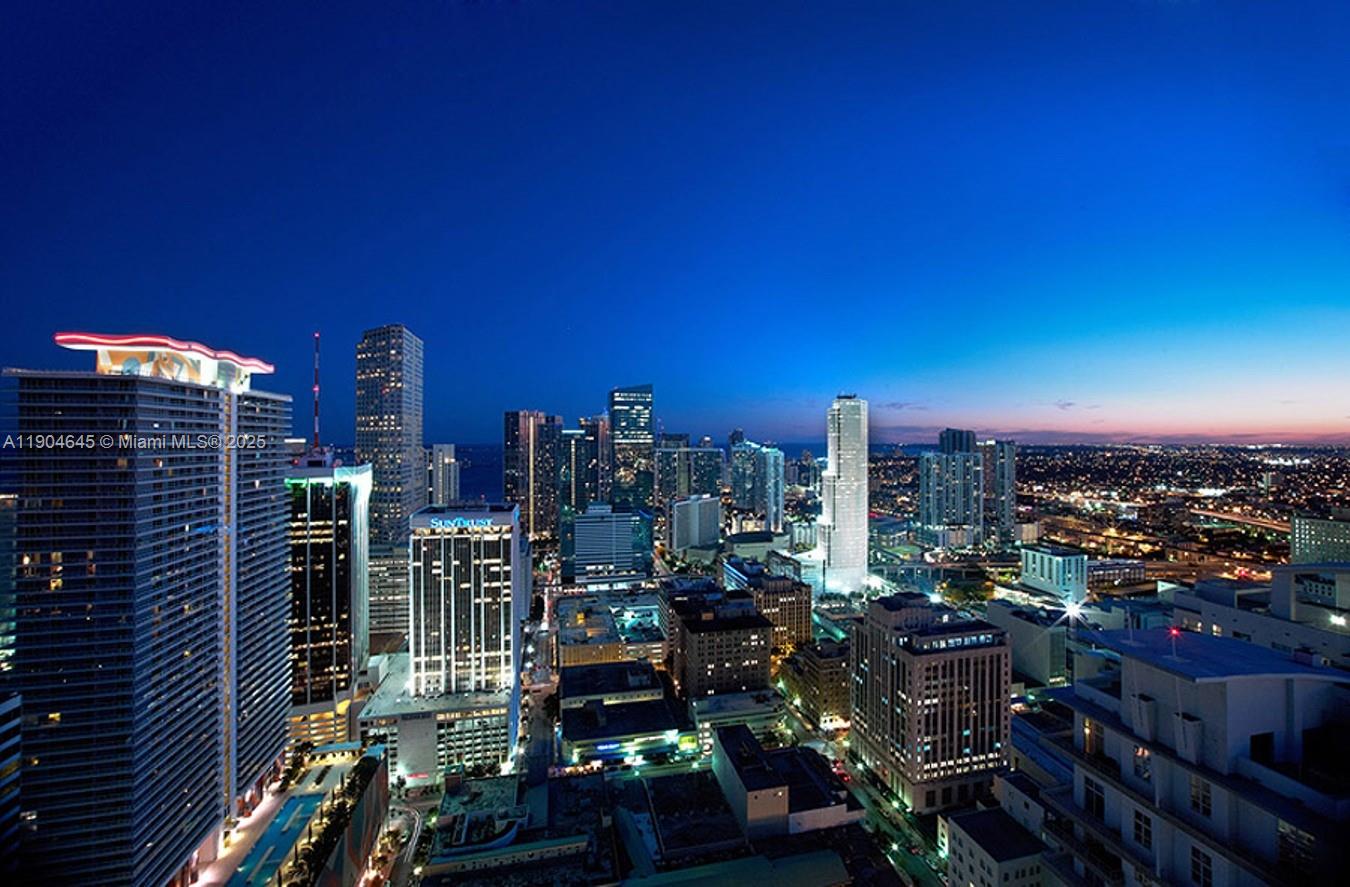 VIZCAYNE SOUTH CONDO - Residential Lease