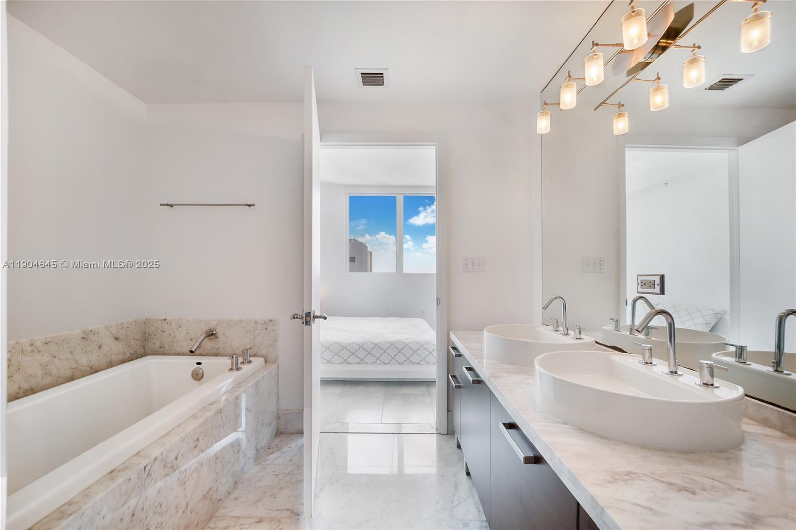 VIZCAYNE SOUTH CONDO - Residential Lease