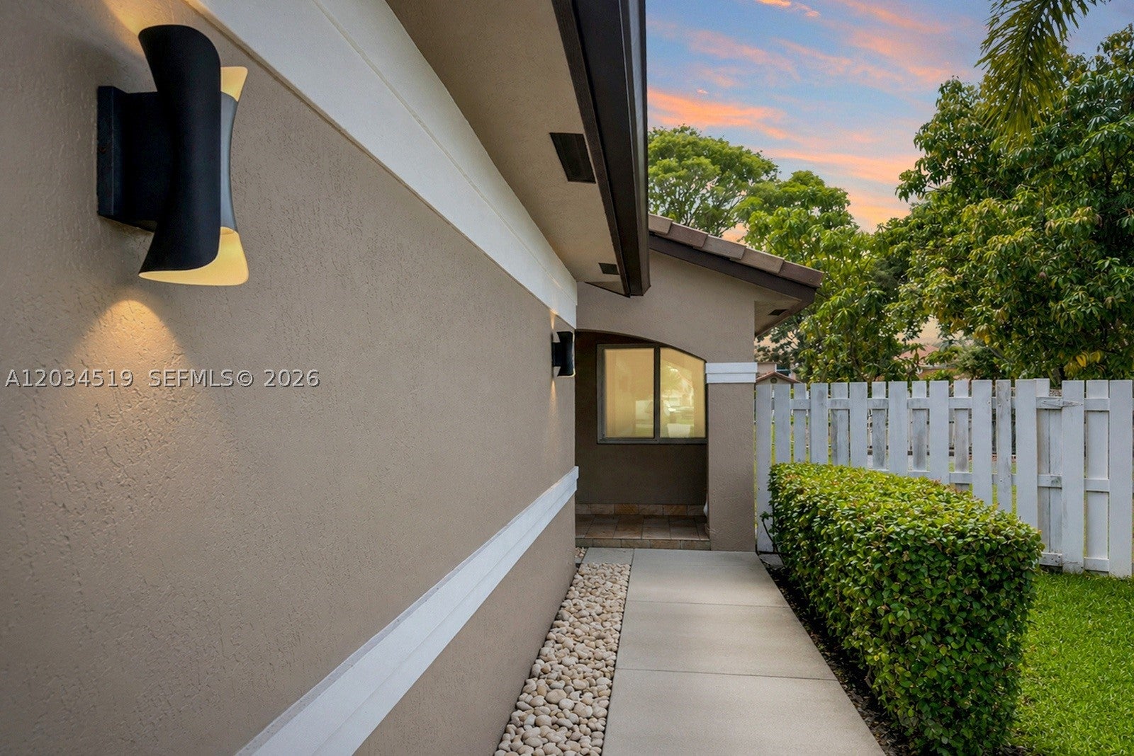 414 SW 177th Ave