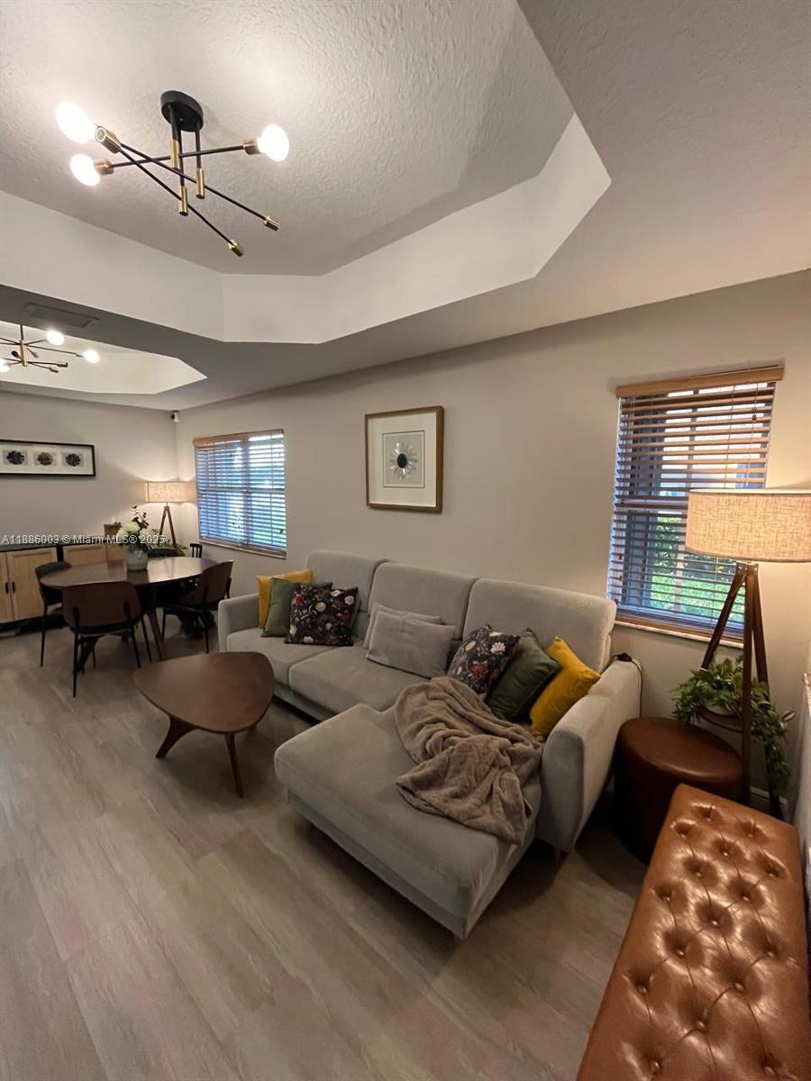 EGRET LAKES ESTATES SEC 4 - Residential