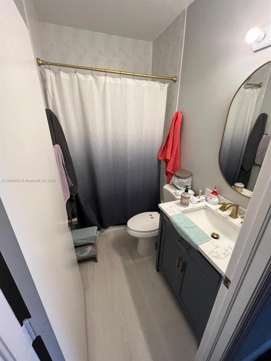 EGRET LAKES ESTATES SEC 4 - Residential