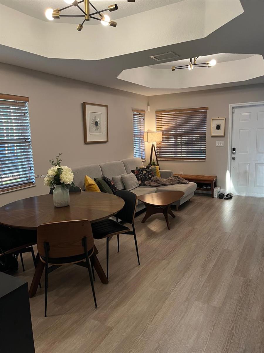 EGRET LAKES ESTATES SEC 4 - Residential