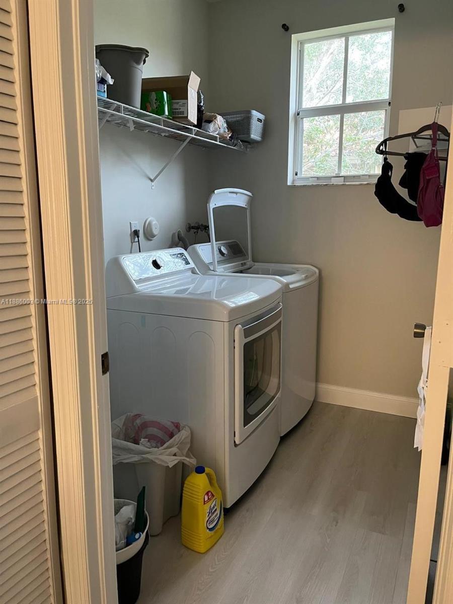 EGRET LAKES ESTATES SEC 4 - Residential