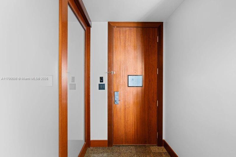 10295 COLLINS AVE HOTEL C - Residential