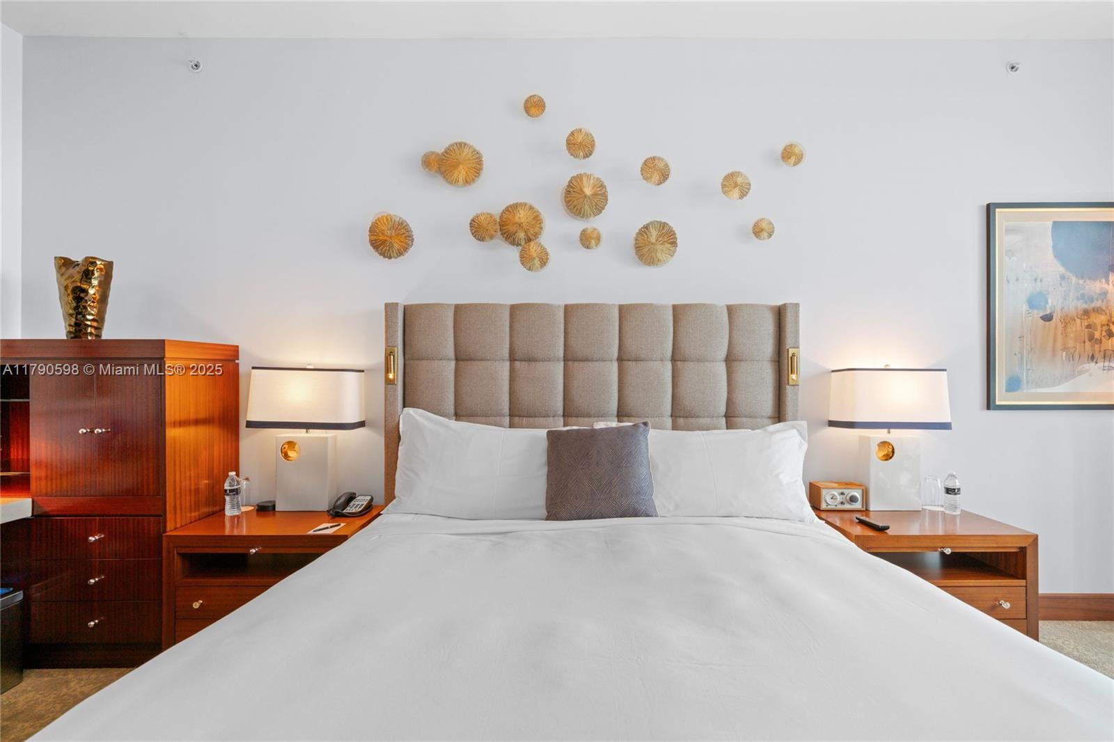 10295 COLLINS AVE HOTEL C - Residential
