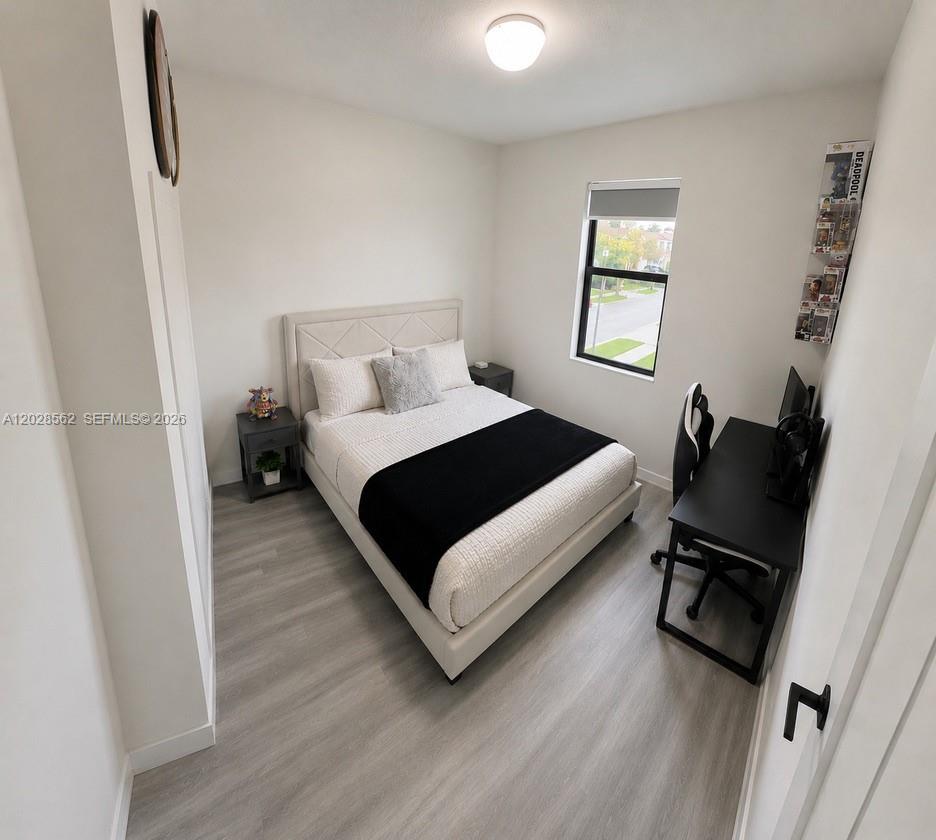 CHAMPION LAKES - Residential