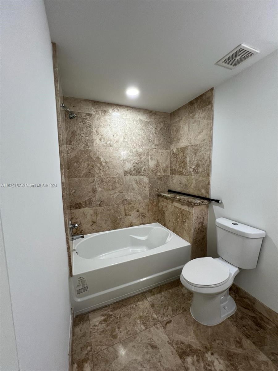 HIGHLAND PARK LOFTS CONDO - Residential Lease