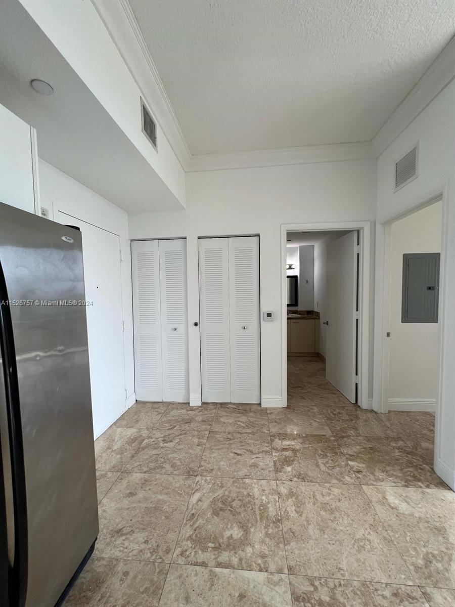 HIGHLAND PARK LOFTS CONDO - Residential Lease