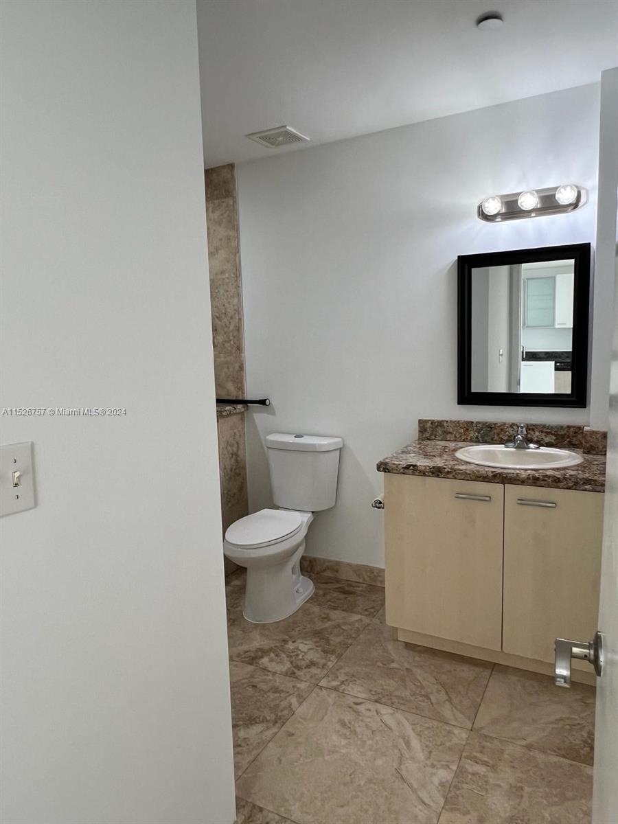 HIGHLAND PARK LOFTS CONDO - Residential Lease