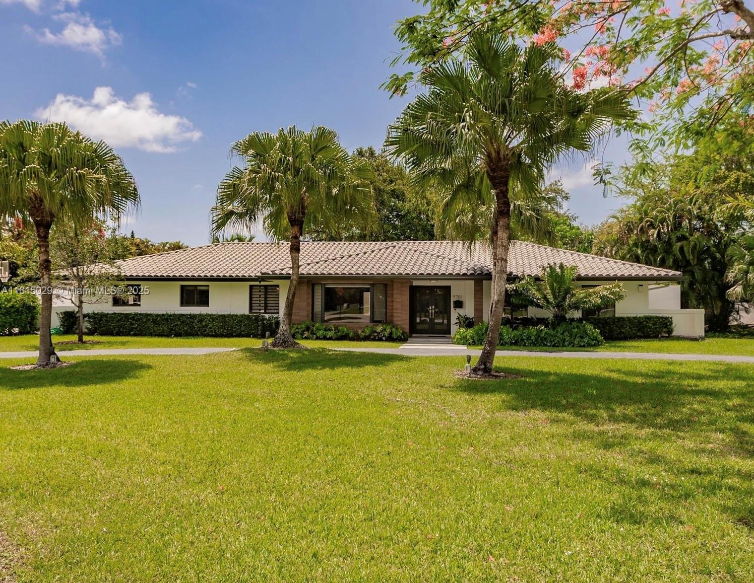 GRANADA GARDENS - Residential