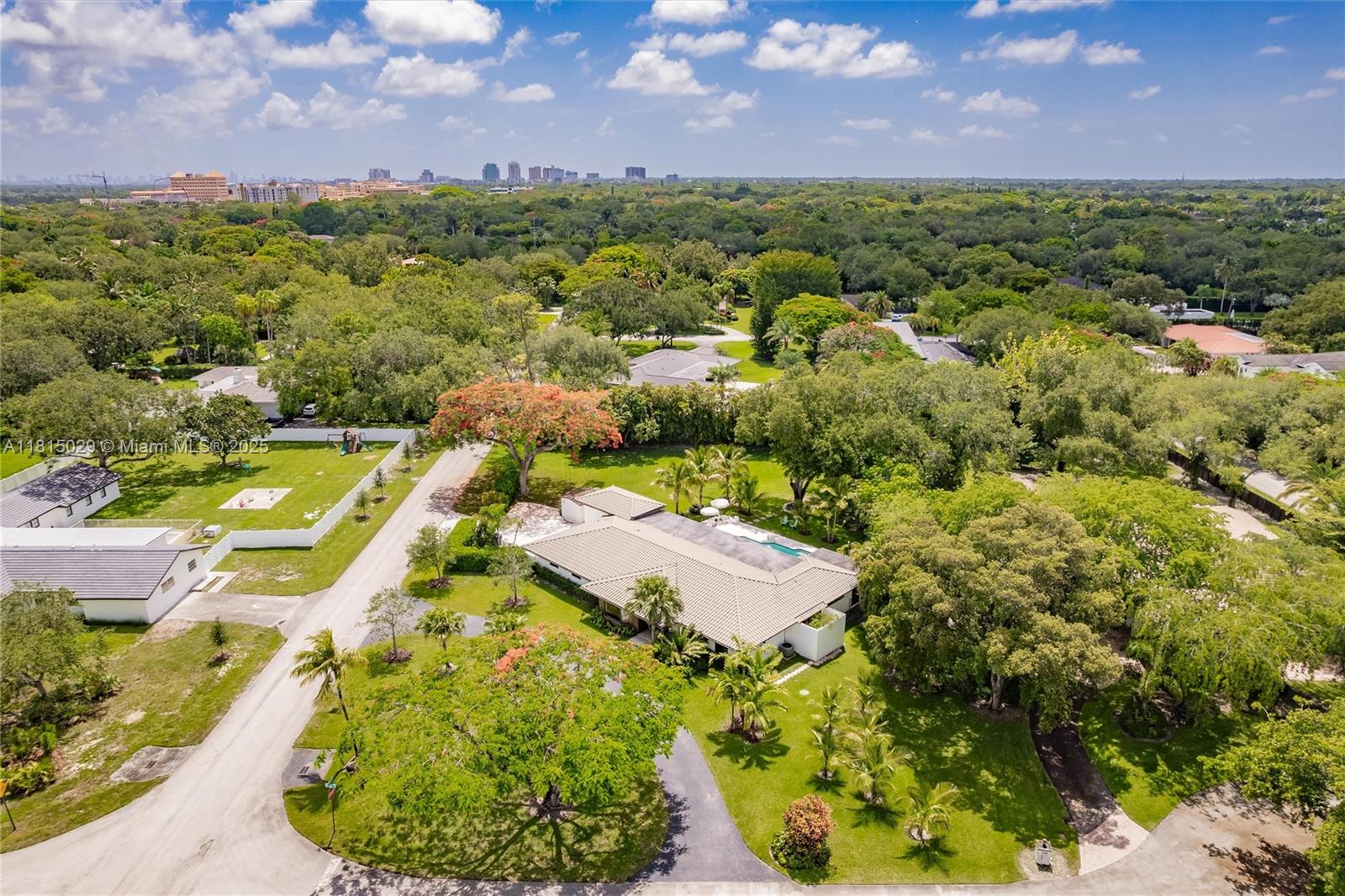 GRANADA GARDENS - Residential