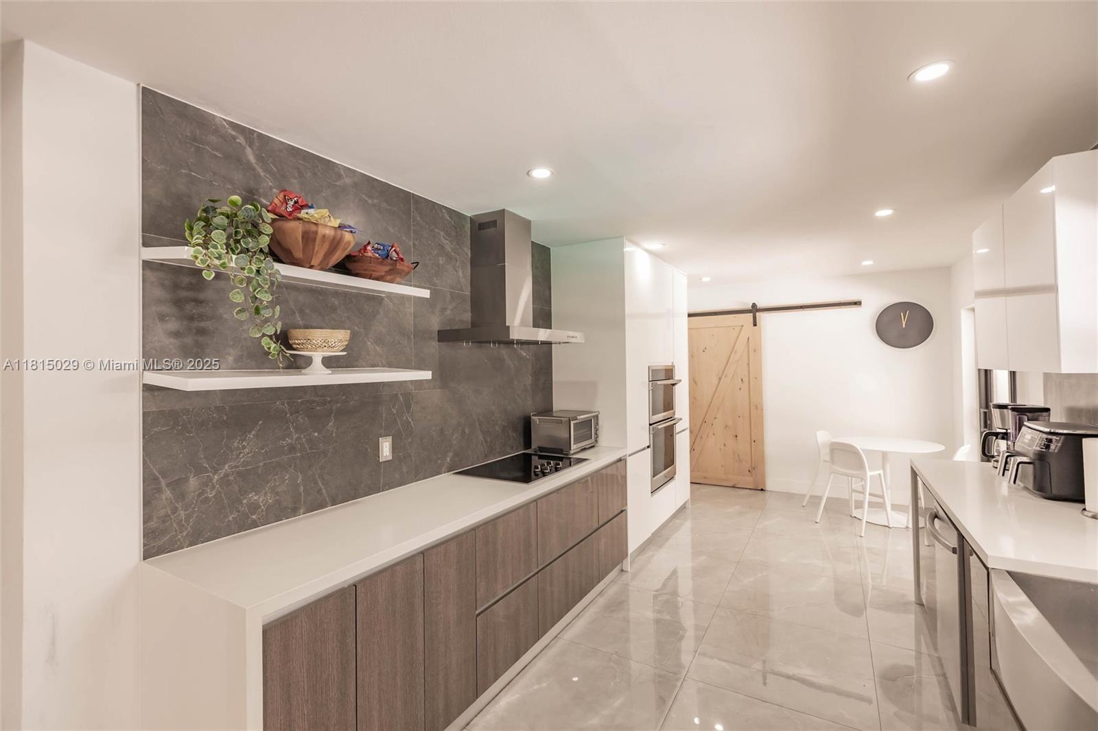 GRANADA GARDENS - Residential