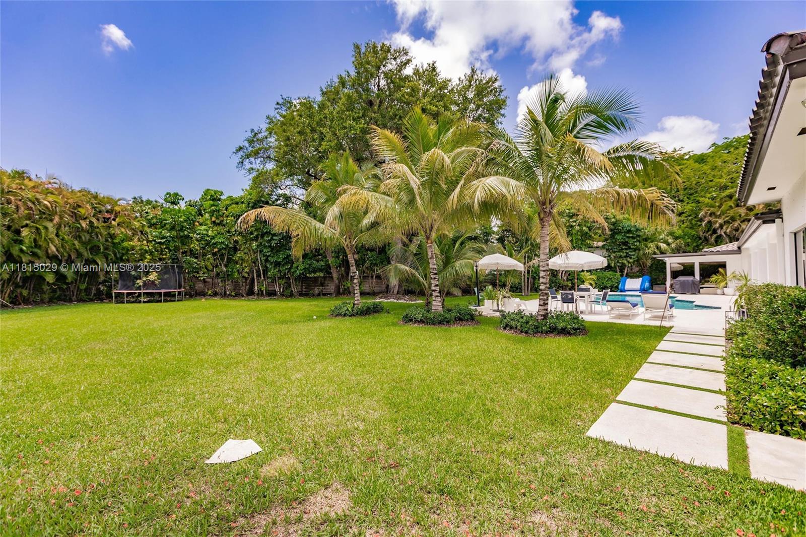 GRANADA GARDENS - Residential