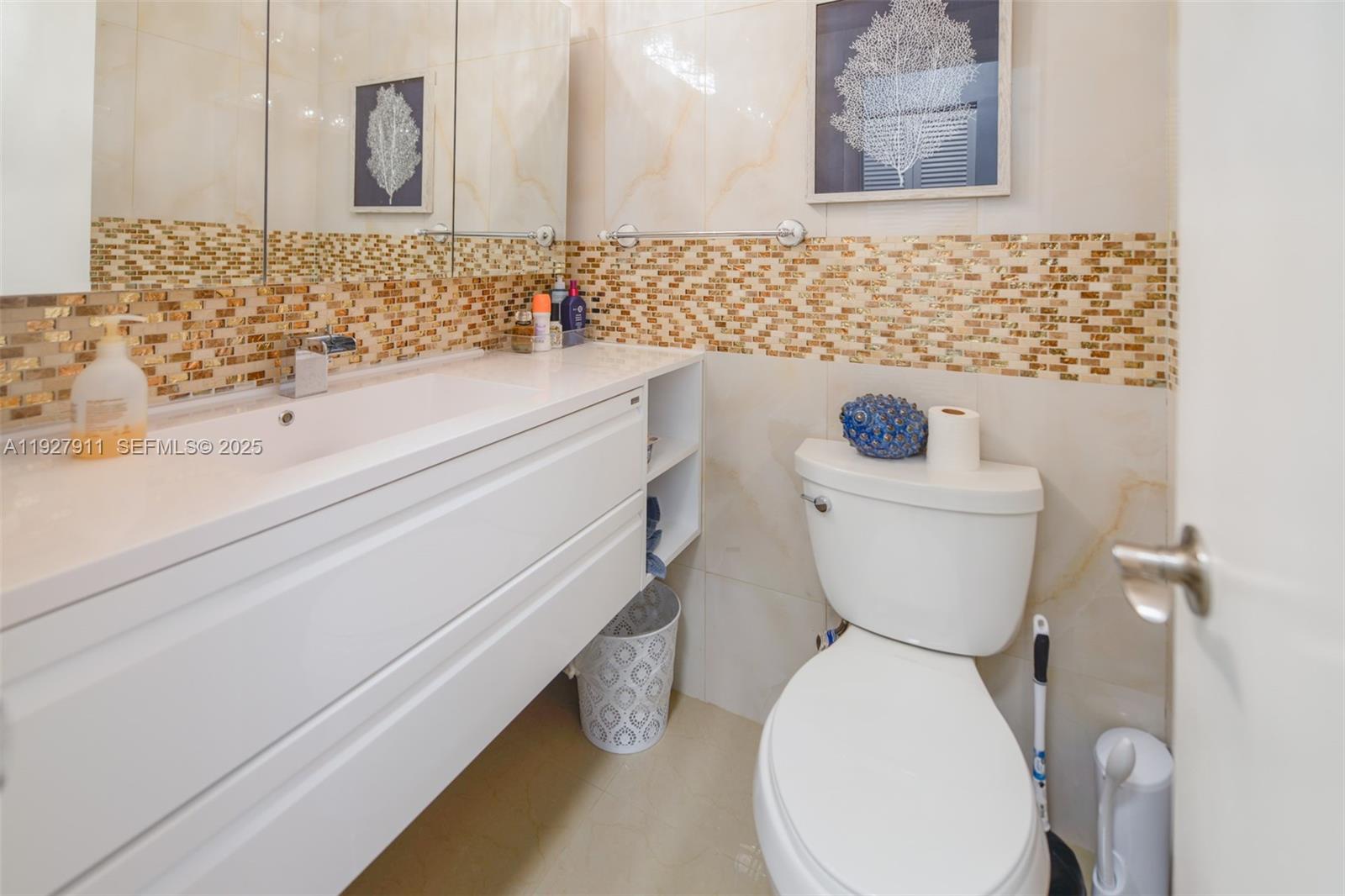 HEMISPHERES CONDO - Residential