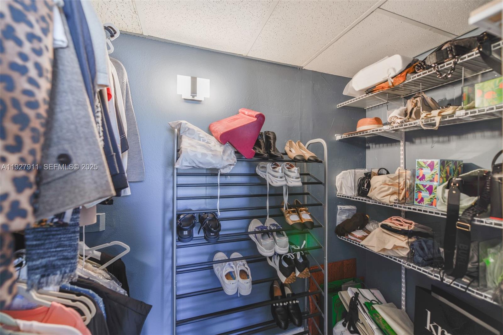 HEMISPHERES CONDO - Residential