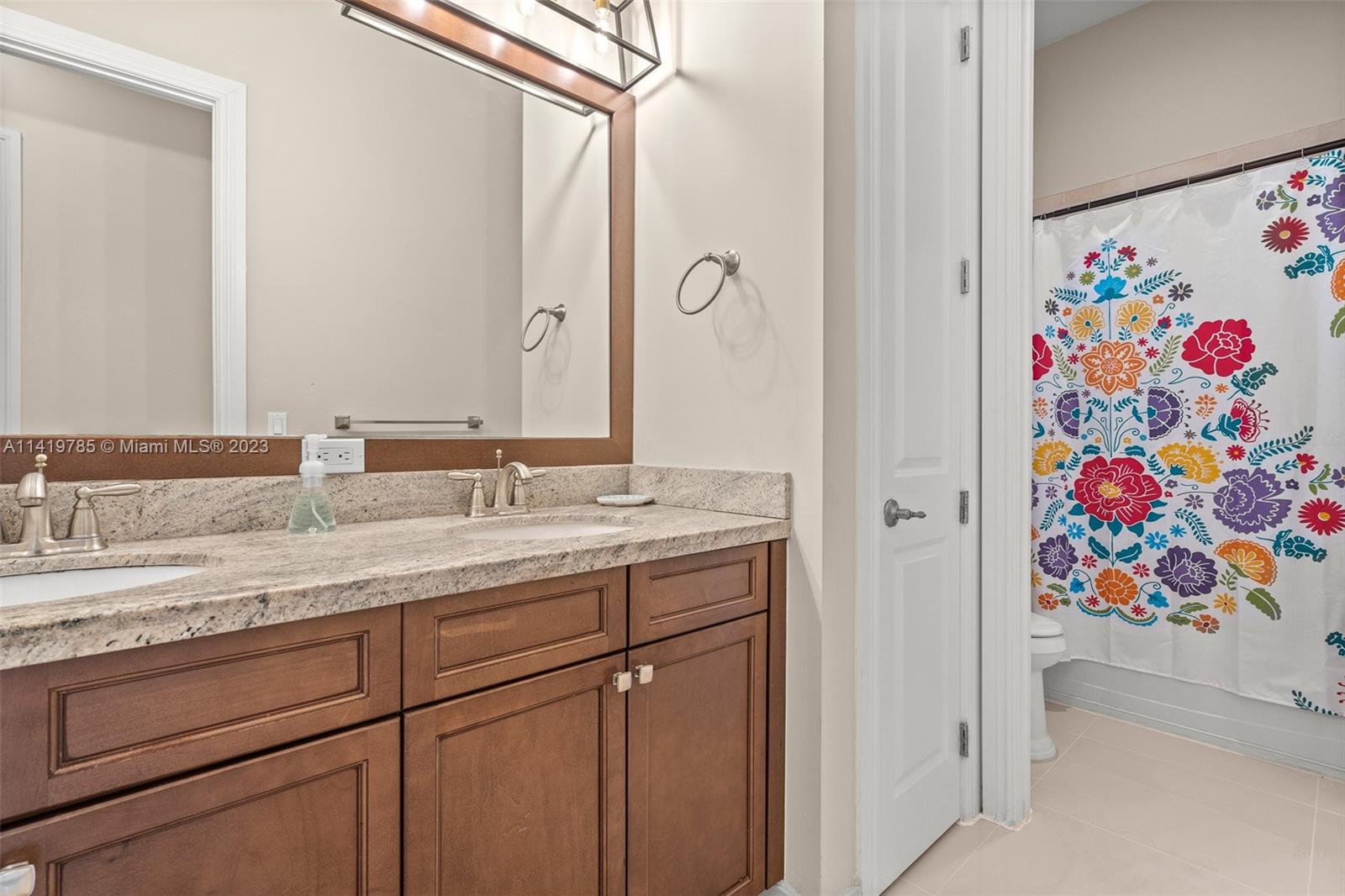 BRUSCHI PROPERTY - Residential
