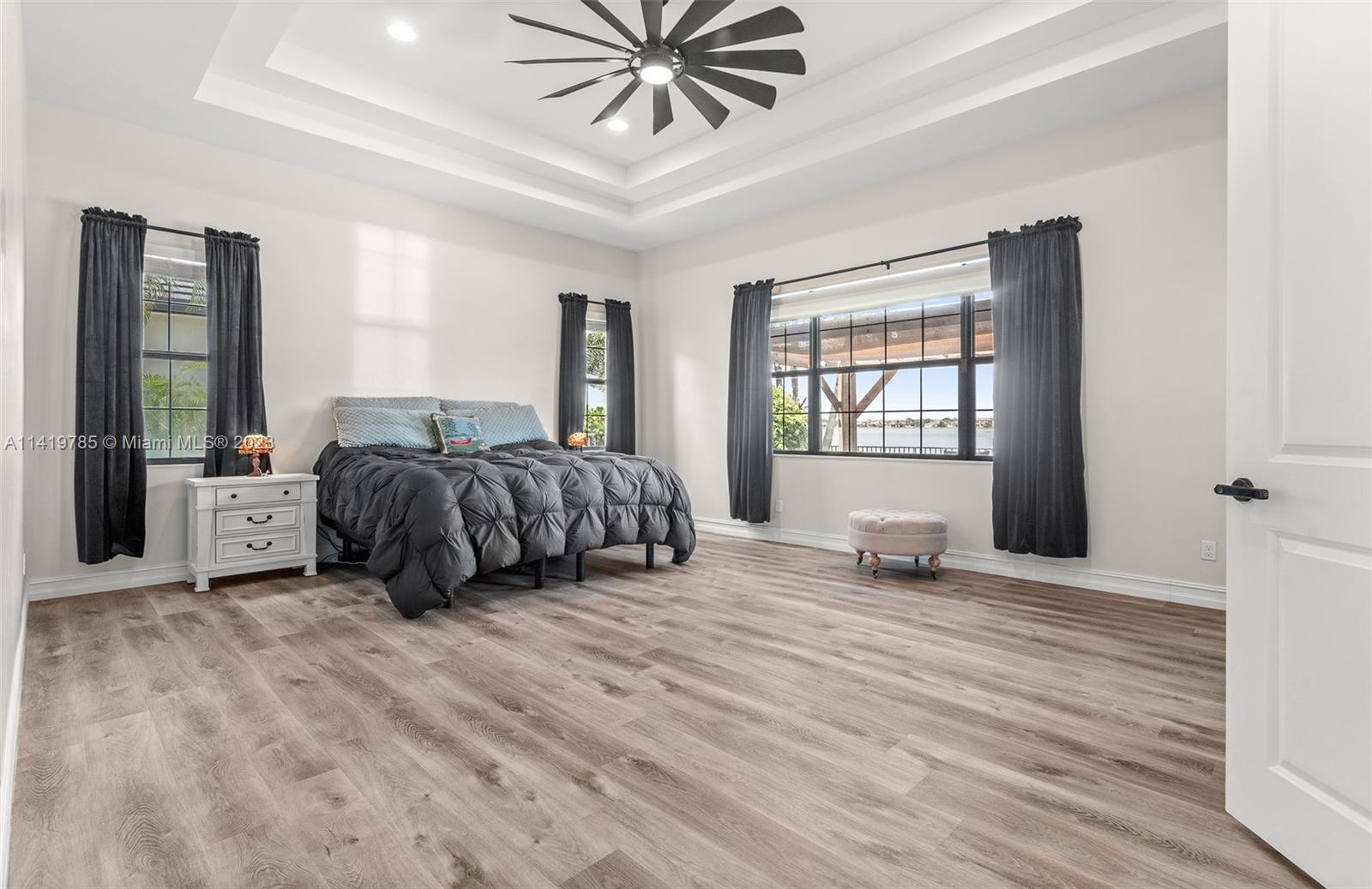 BRUSCHI PROPERTY - Residential