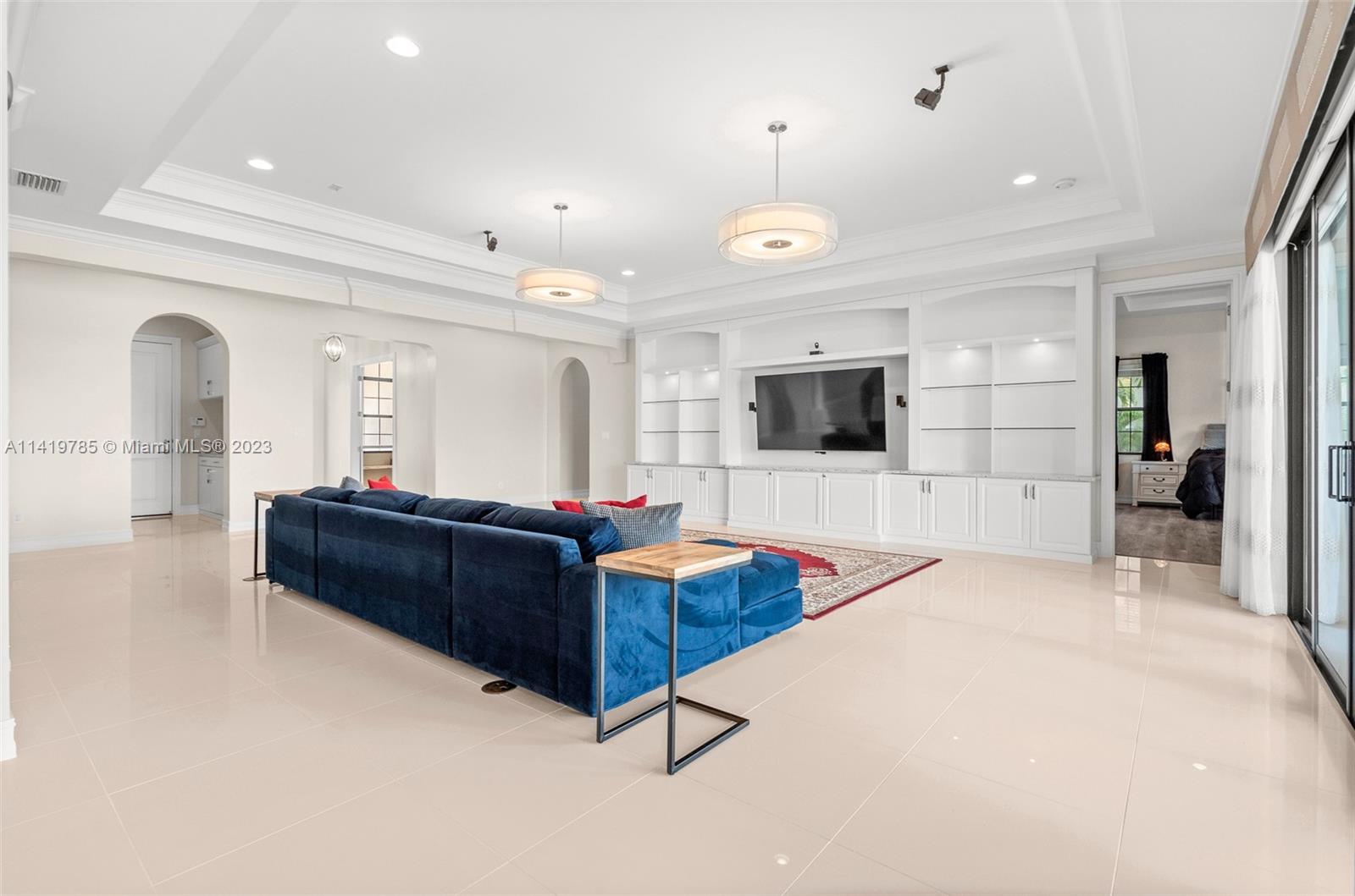 BRUSCHI PROPERTY - Residential