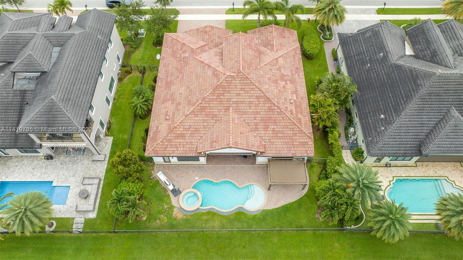 BRUSCHI PROPERTY - Residential