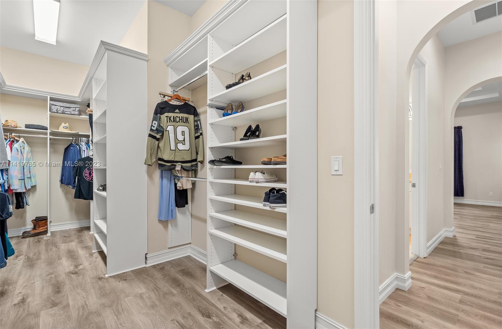 BRUSCHI PROPERTY - Residential