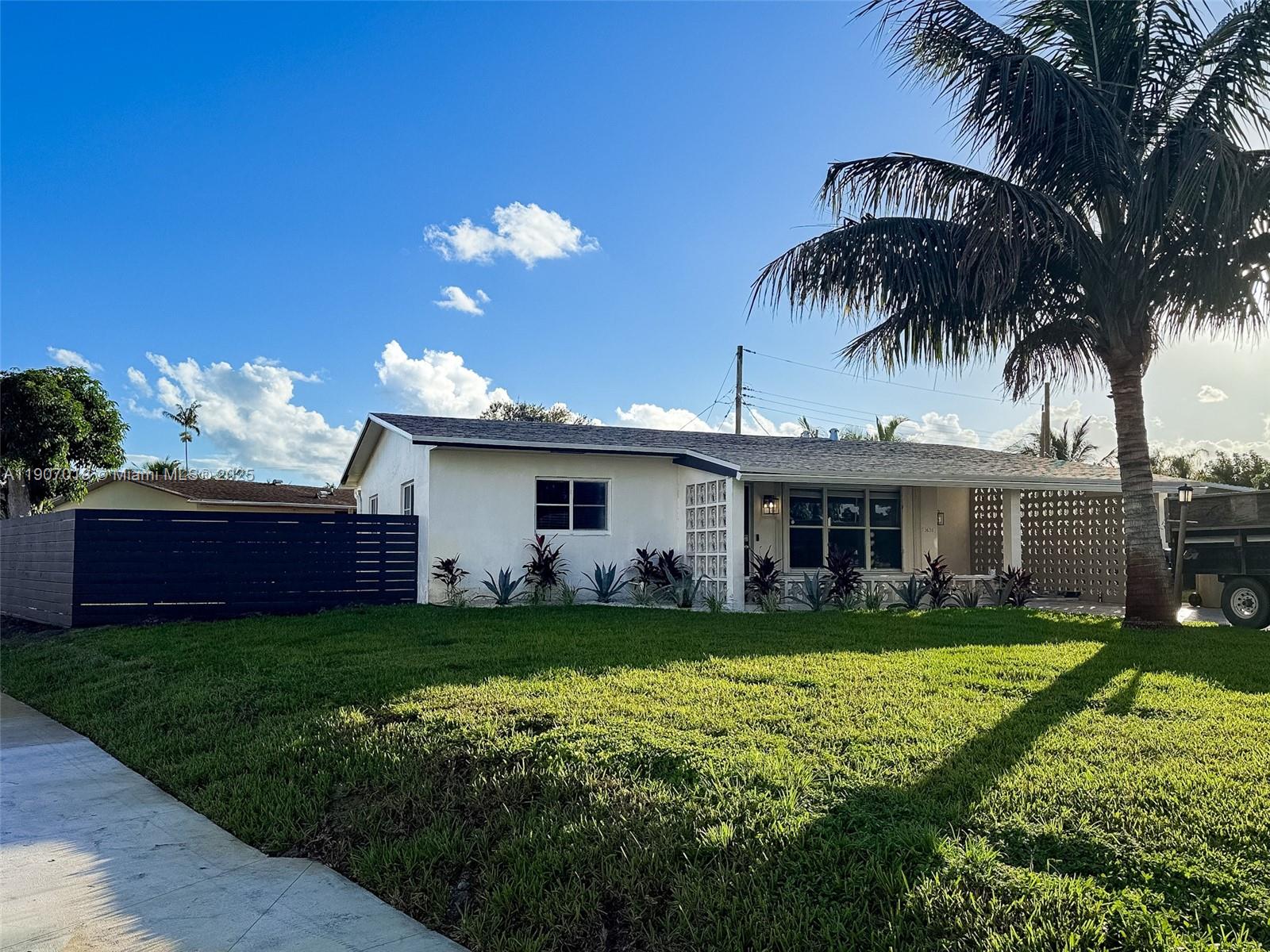 CRESTHAVEN NO 9 REPLAT - Residential