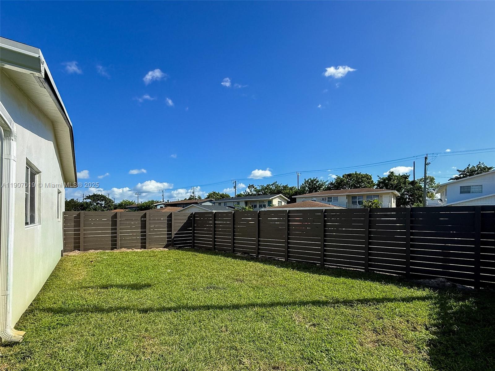 CRESTHAVEN NO 9 REPLAT - Residential