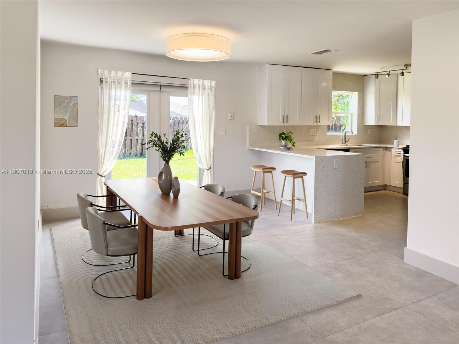 CRESTHAVEN NO 9 REPLAT - Residential