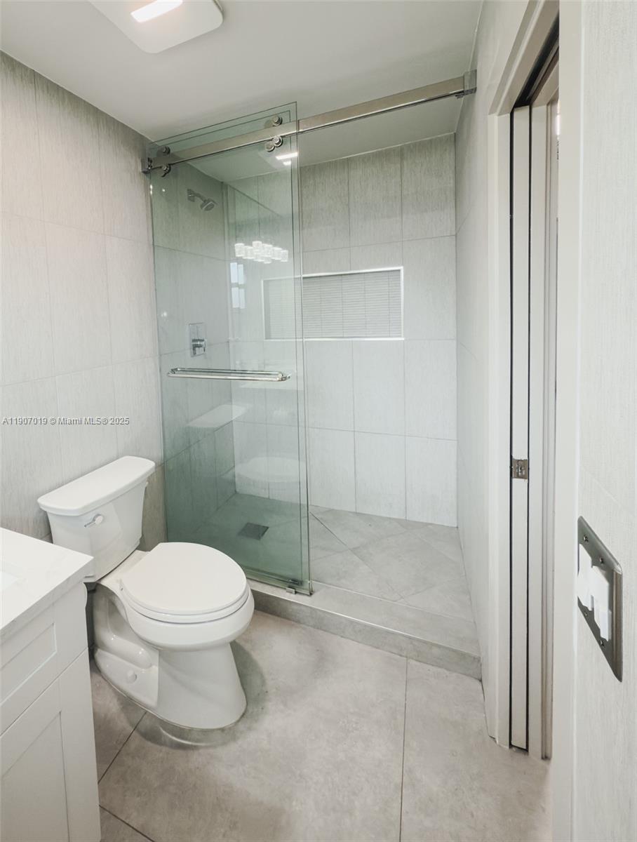 CRESTHAVEN NO 9 REPLAT - Residential