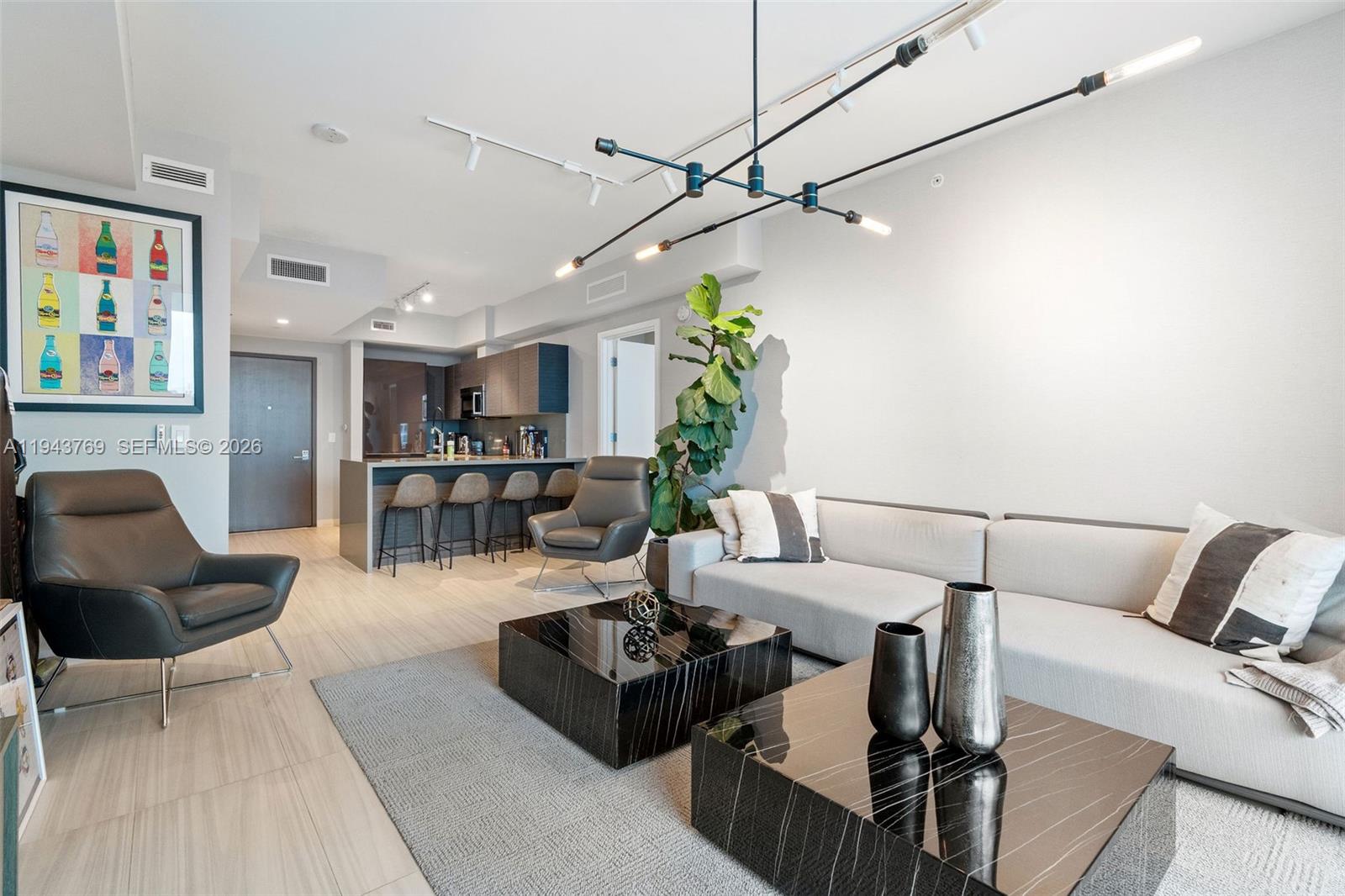 THE BOND (1080 BRICKELL) - Residential