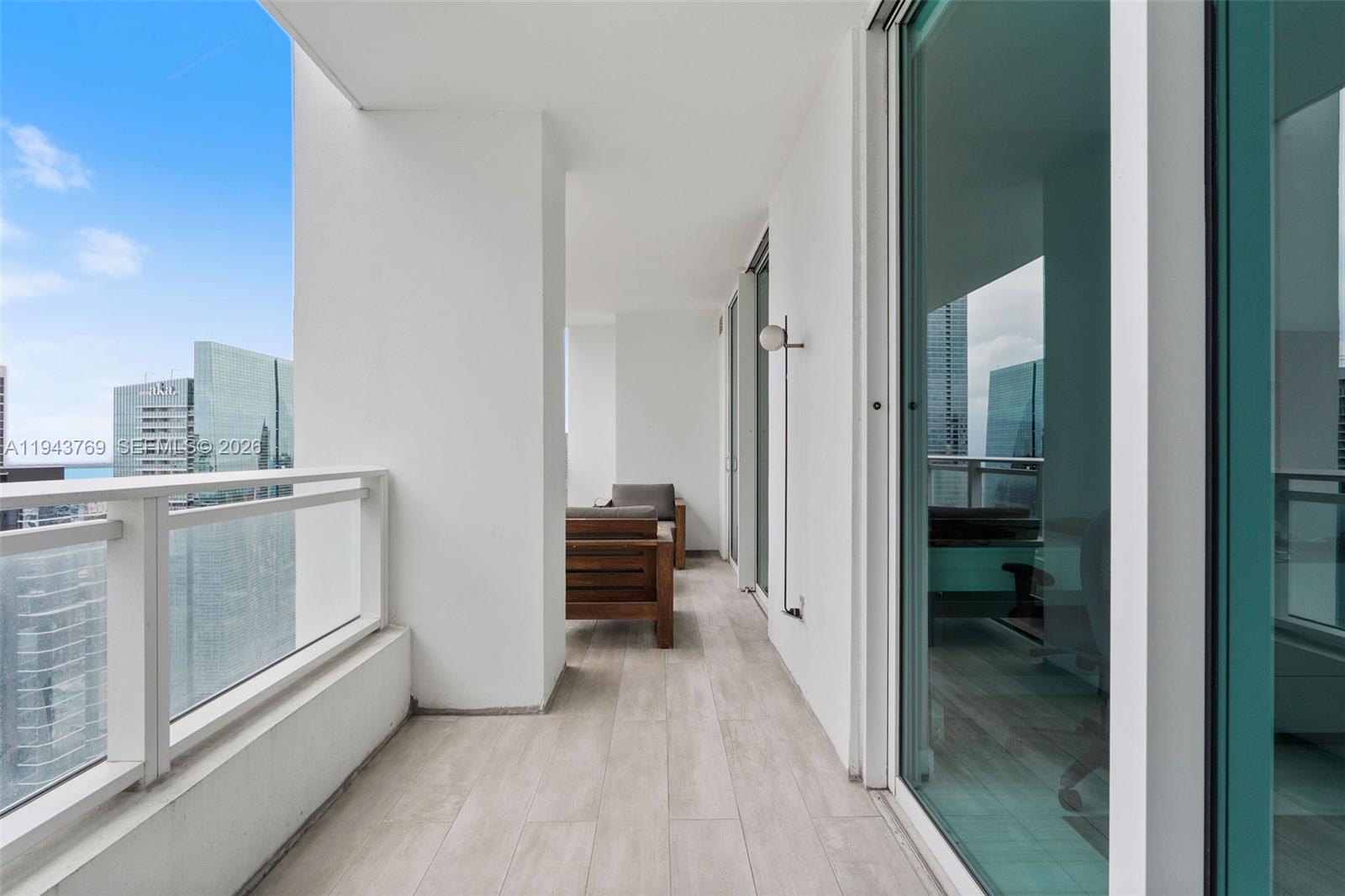 THE BOND (1080 BRICKELL) - Residential