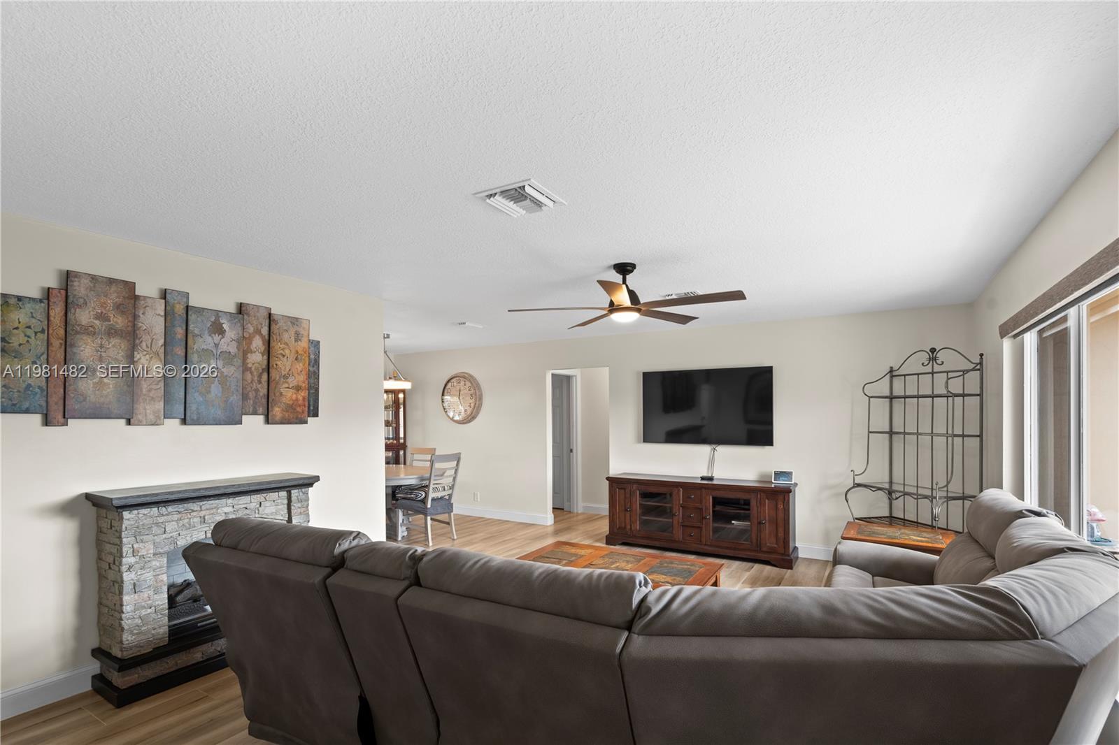 PARADISE GARDENS SEC 3 - Residential