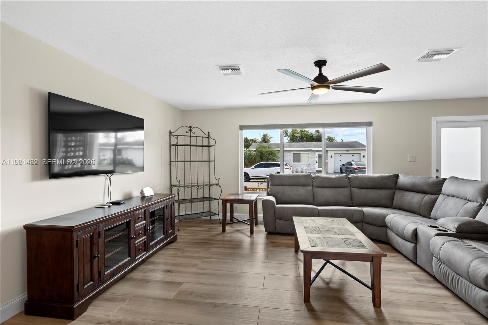 PARADISE GARDENS SEC 3 - Residential