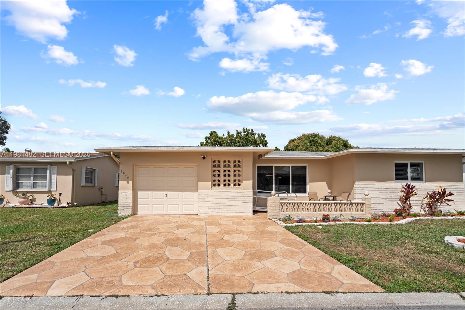 PARADISE GARDENS SEC 3 - Residential