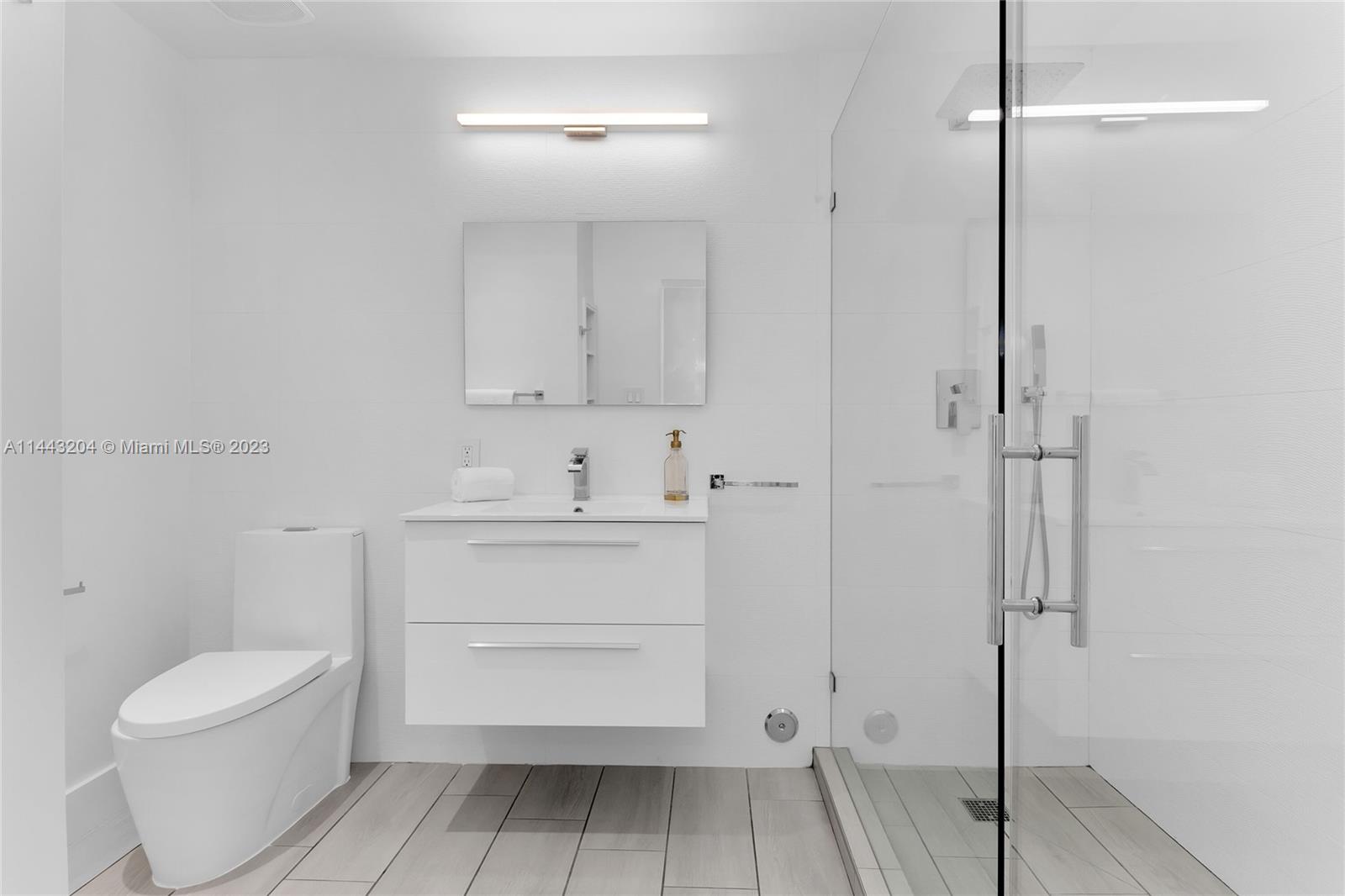 SUNILAND ESTATES 1ST ADDN - Residential