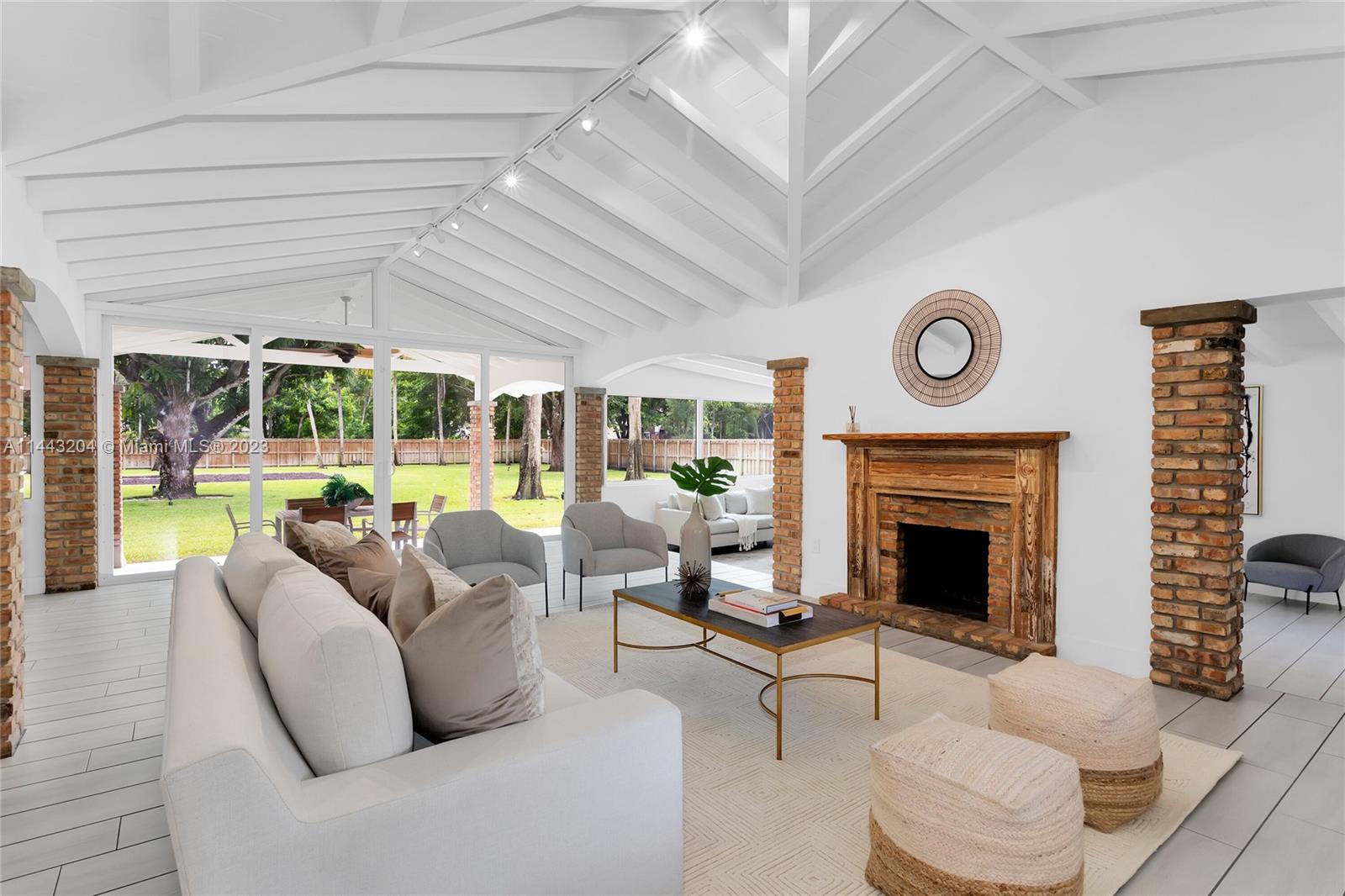 SUNILAND ESTATES 1ST ADDN - Residential