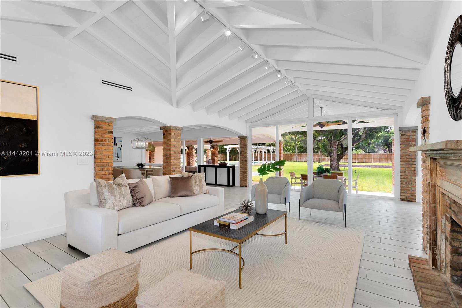 SUNILAND ESTATES 1ST ADDN - Residential