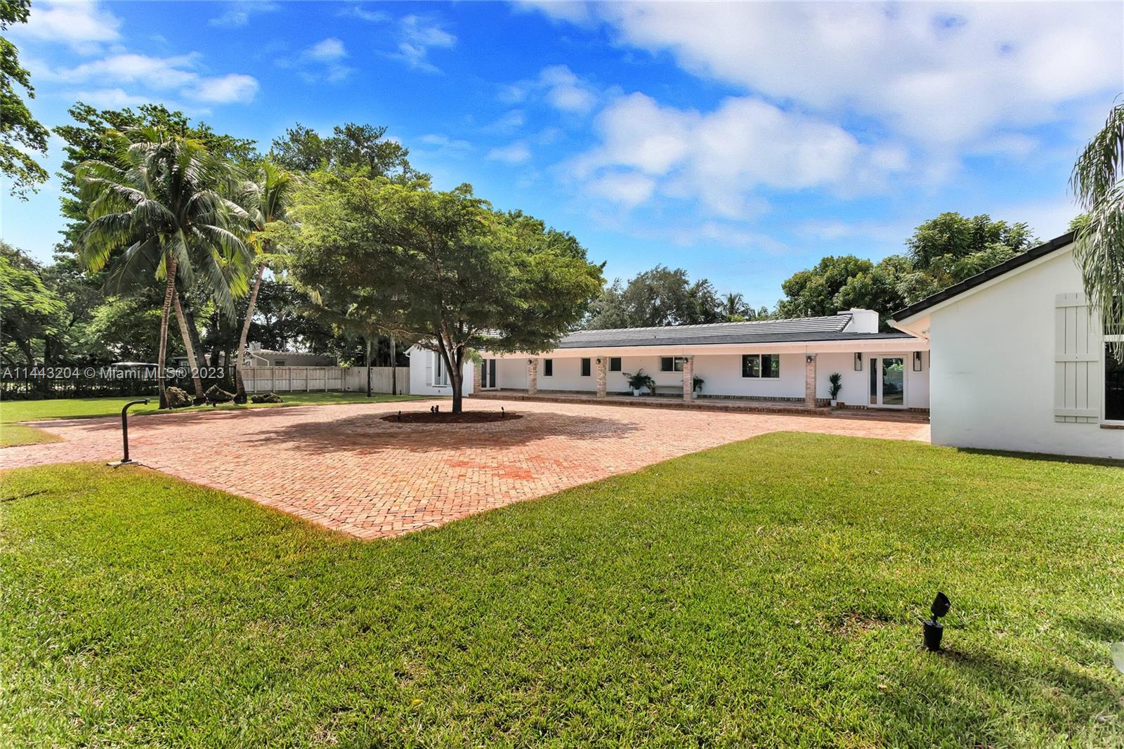 SUNILAND ESTATES 1ST ADDN - Residential