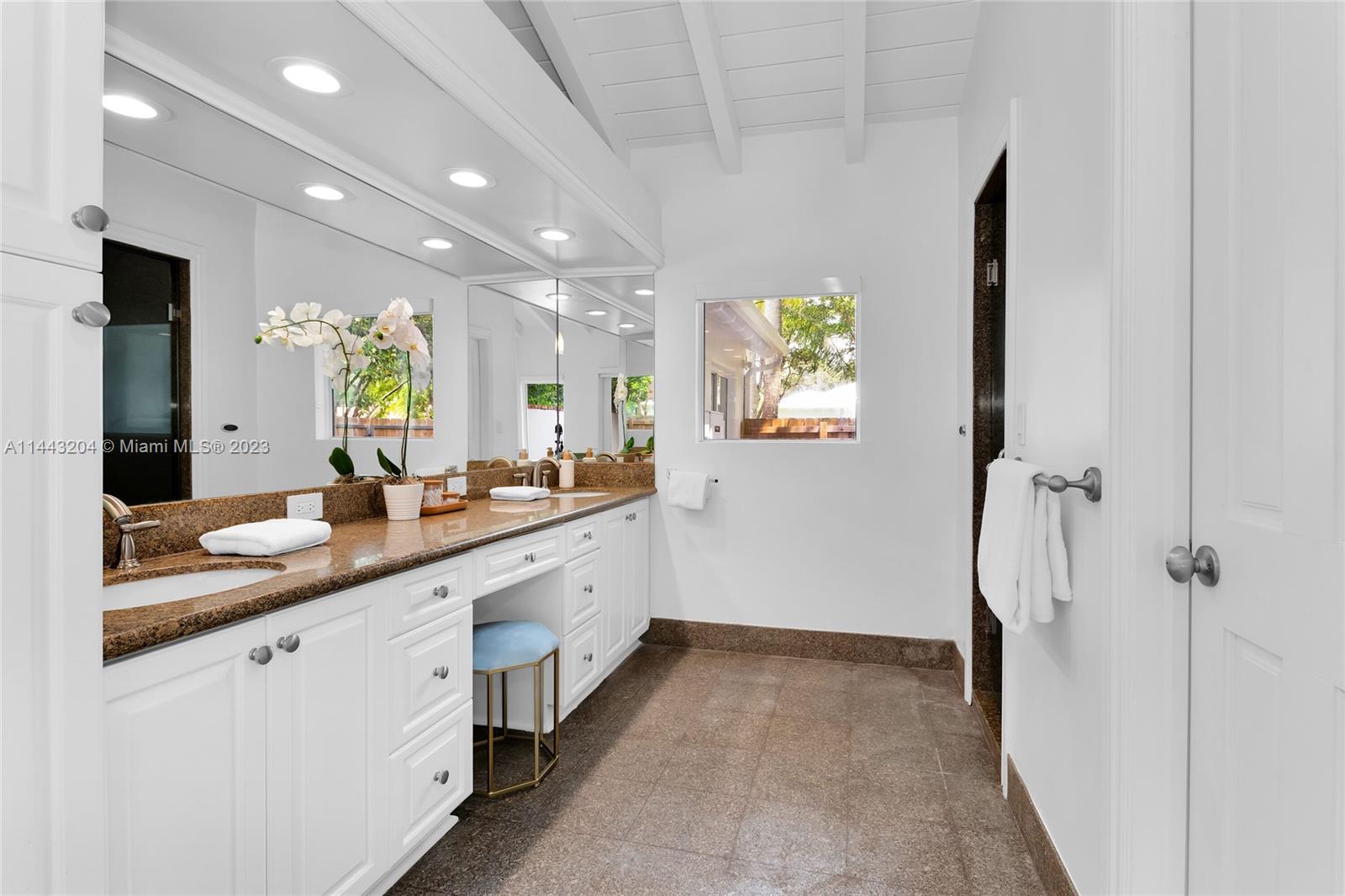 SUNILAND ESTATES 1ST ADDN - Residential