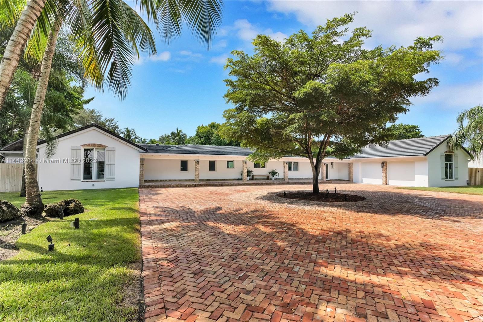 SUNILAND ESTATES 1ST ADDN - Residential