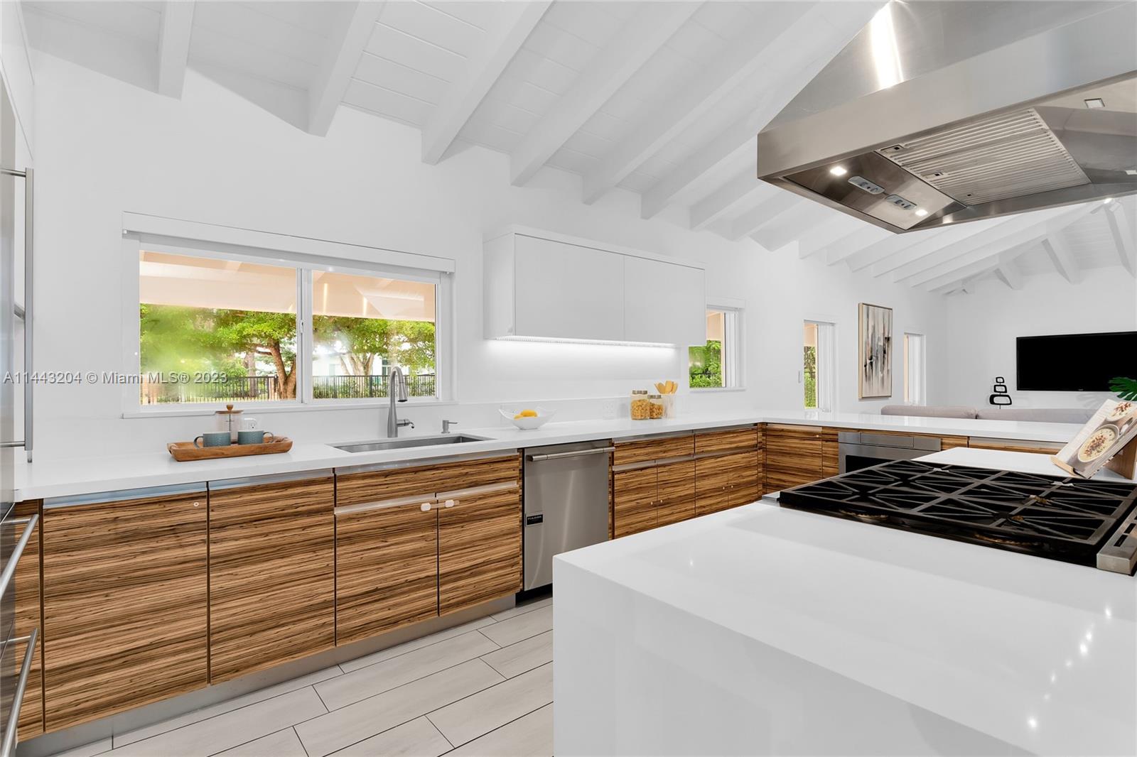 SUNILAND ESTATES 1ST ADDN - Residential