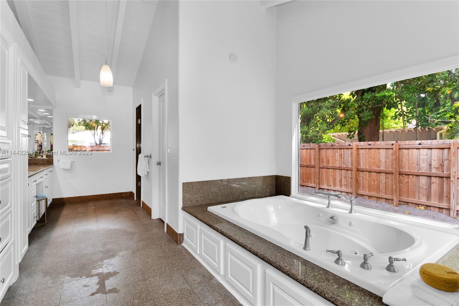 SUNILAND ESTATES 1ST ADDN - Residential