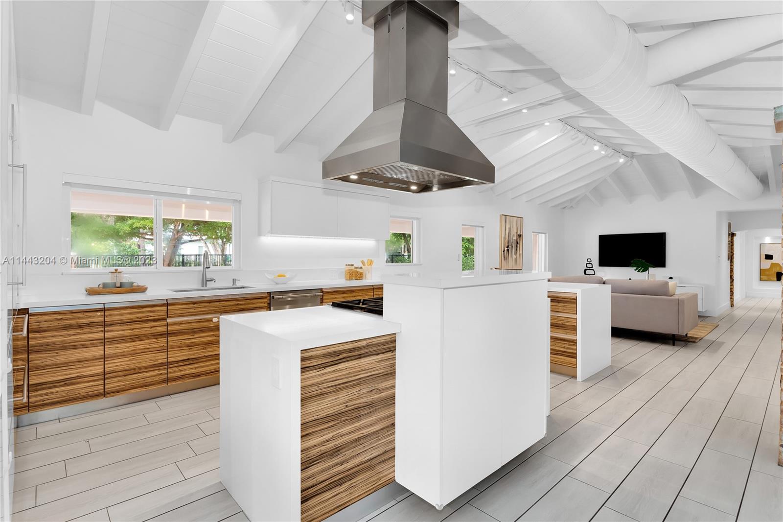 SUNILAND ESTATES 1ST ADDN - Residential