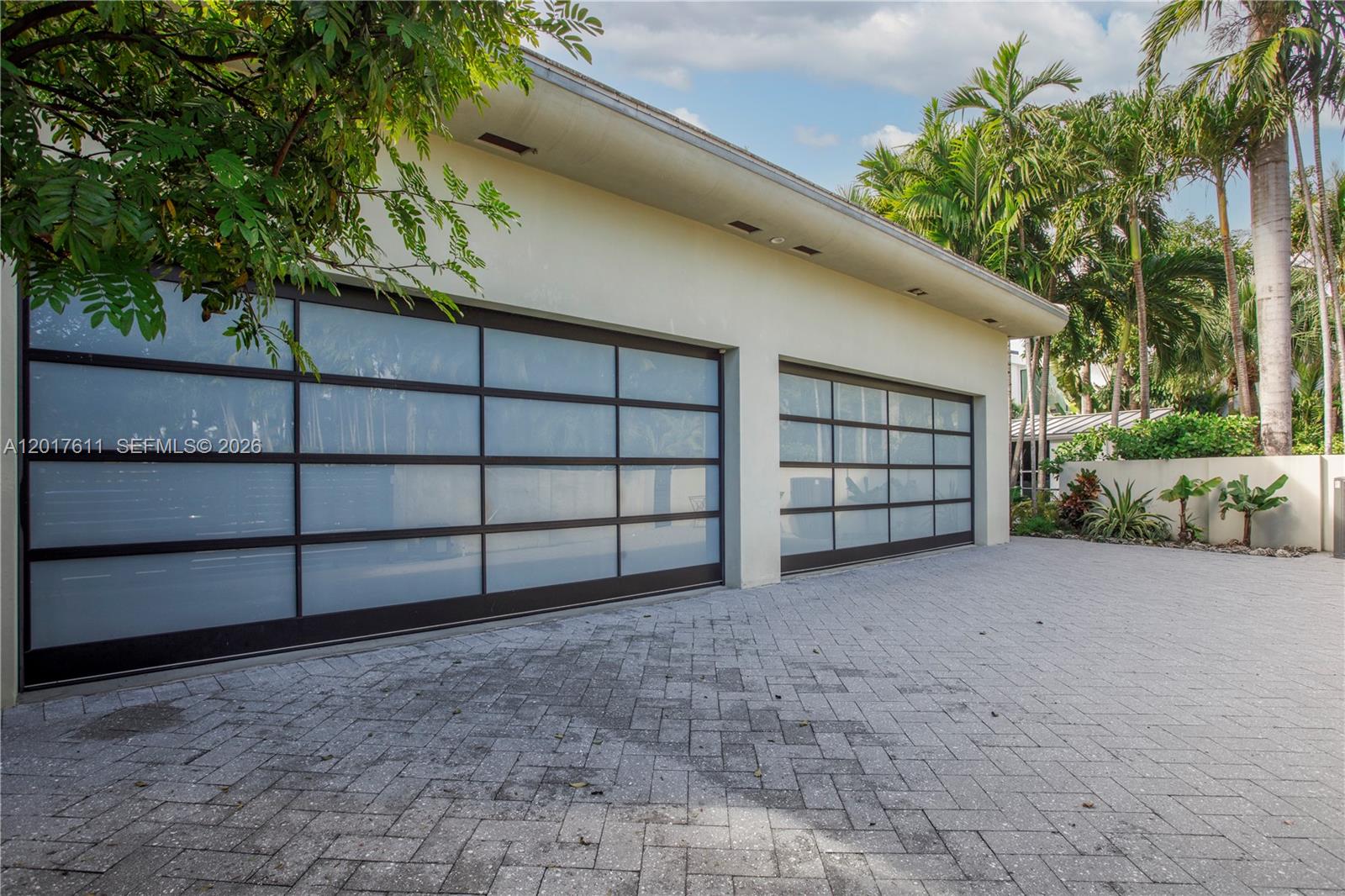 SAN MARINO ISLAND - Residential