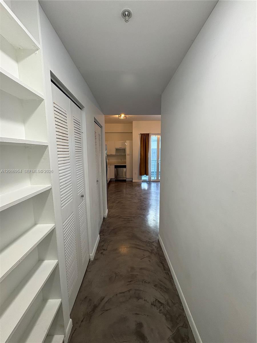 THE LOFT DOWNTOWN II COND - Residential Lease