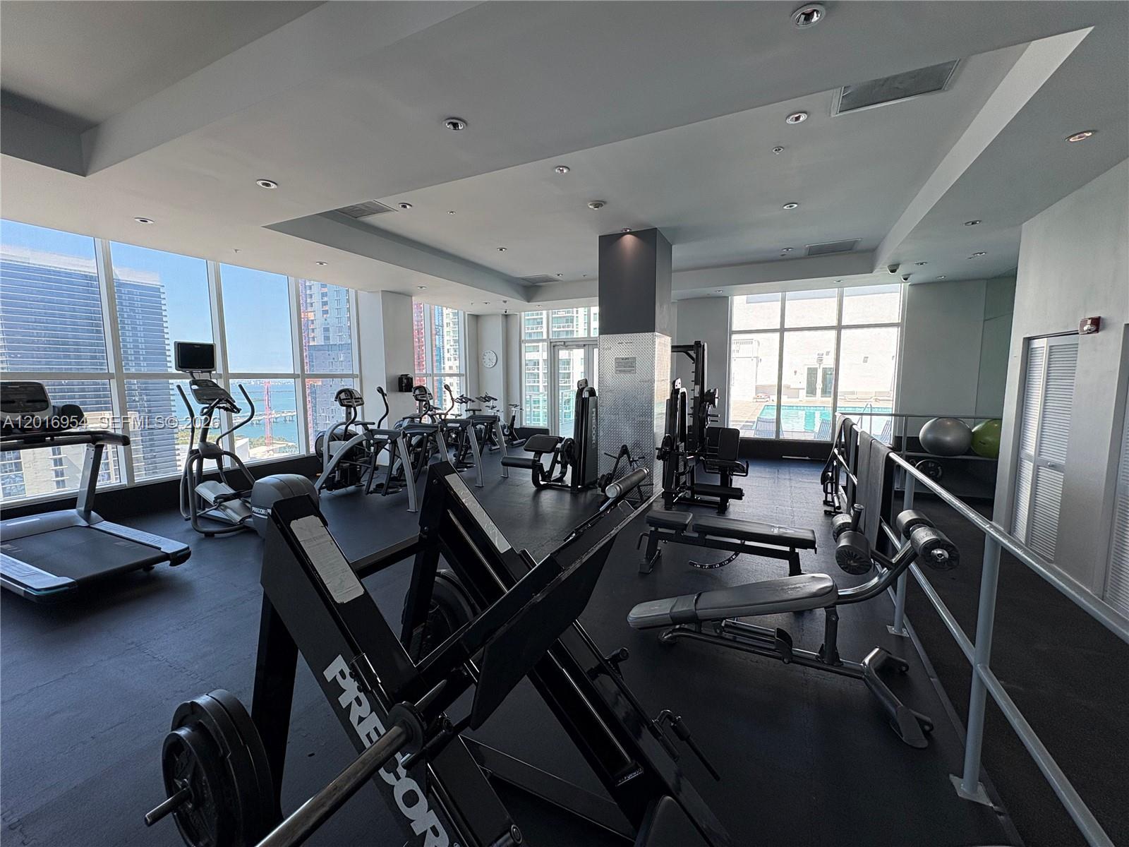 THE LOFT DOWNTOWN II COND - Residential Lease