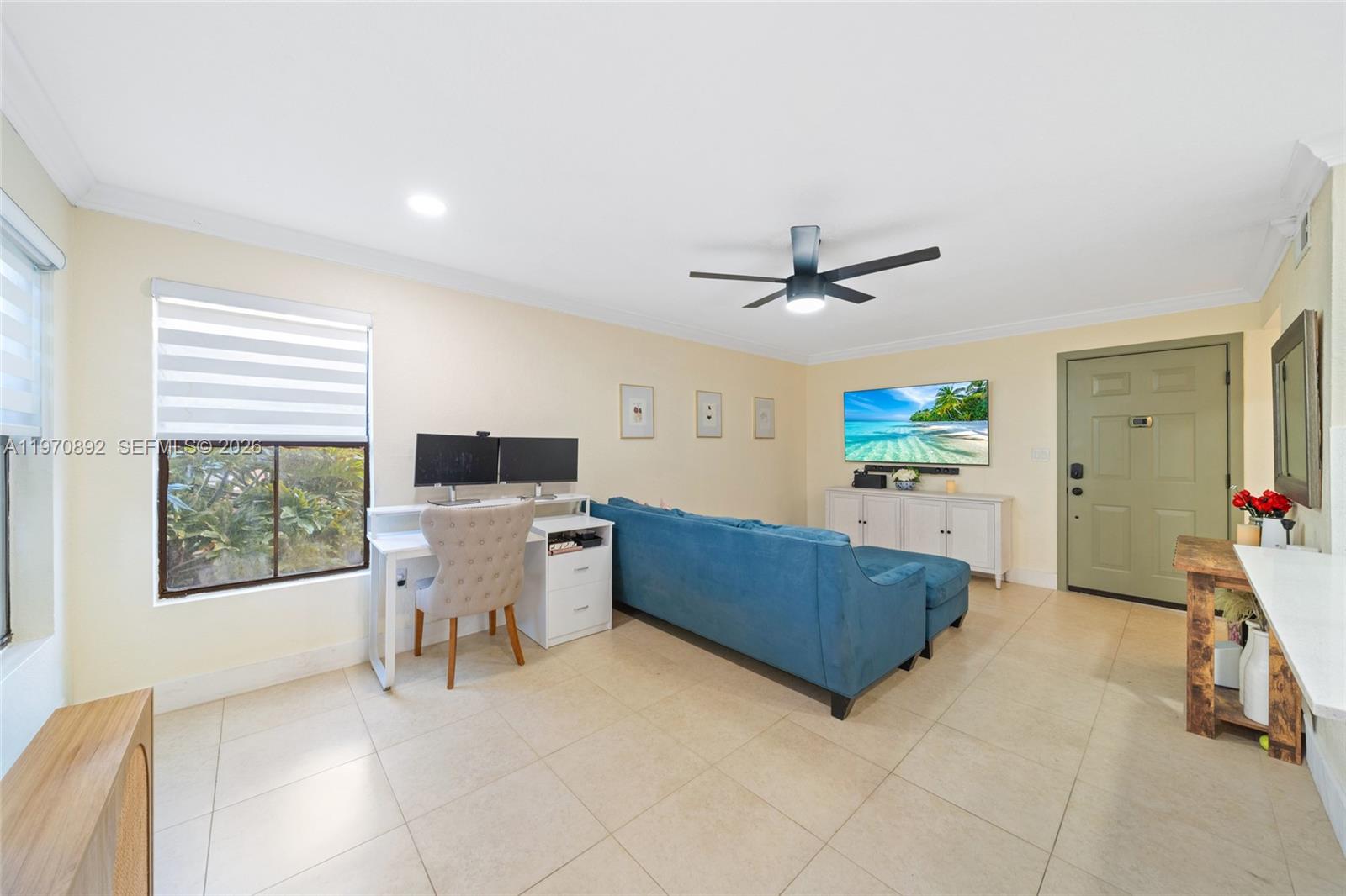 VISTA LAGO AT THE HAMMOCK - Residential