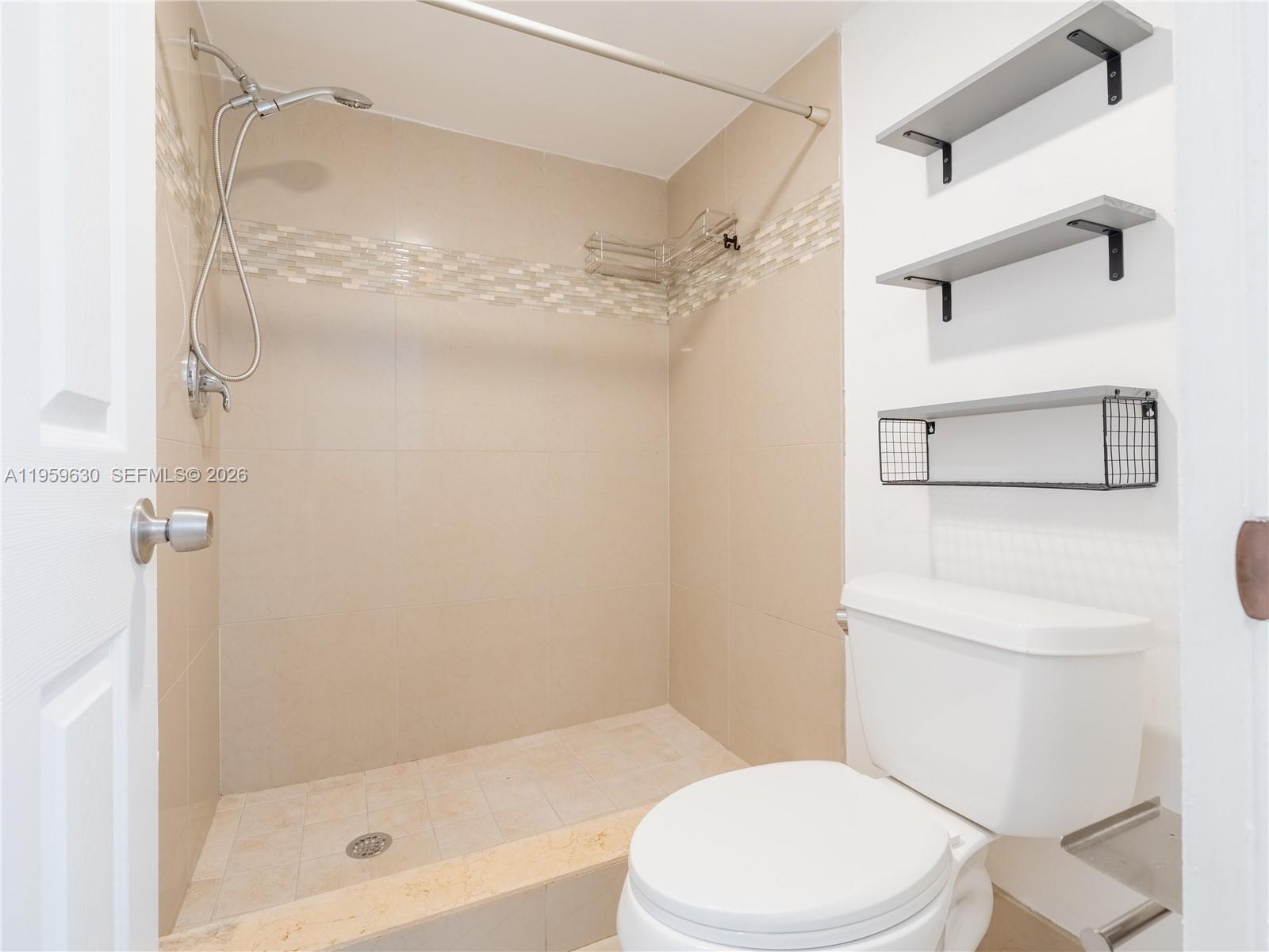 CITATION WAY CONDO - Residential Lease