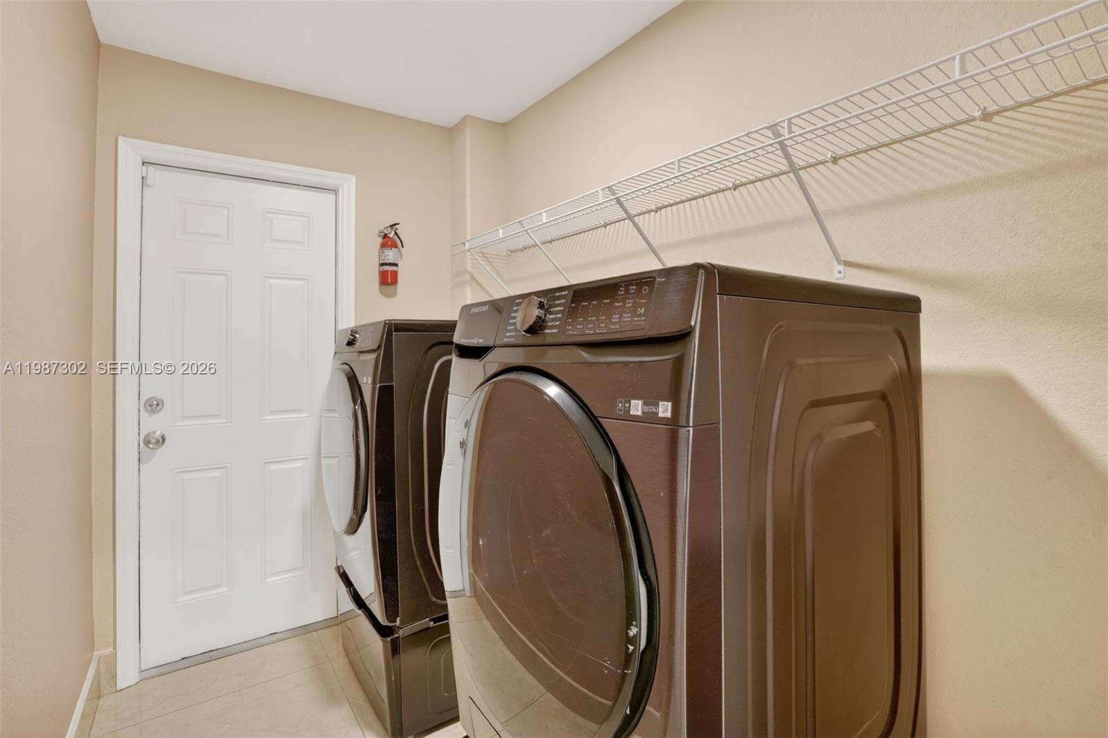 GRAND LAKES PHASE III - Residential